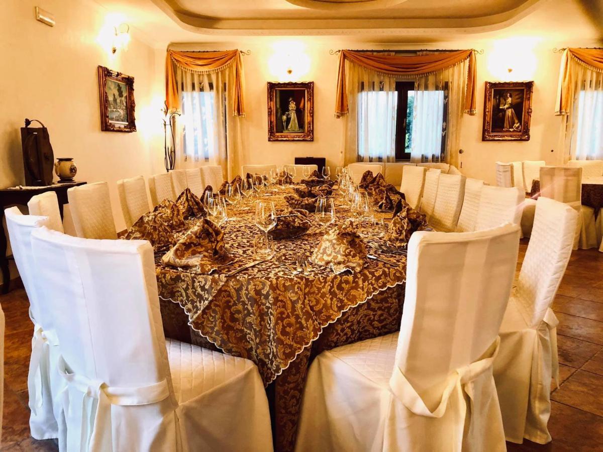 Hotel La Fontanella 塞拉圣布鲁诺 外观 照片